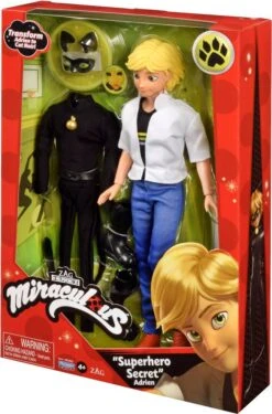 Bandai POUPEE ADRIEN ET TENUES -Jouet Soldes 3a9248566a42ab744ccd7110d69587de3451e1e6 41000456 05