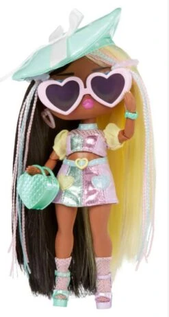 MGA Entertainment LOL SURPRISE - POUPEE TWEENS MANNEQUIN DARCY BLUSH