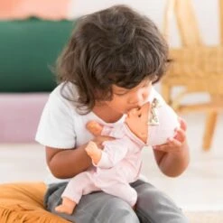 POUPON BEBE CALIN MANON 30 CM COROLLE MON PREMIER POUPON -Jouet Soldes 7ae59916685eb9bb4543d84d46971c843af5d378 10082685 06